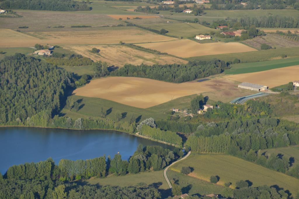 Gite Au Lac Du Gouyre Puygaillard-de-Quercy Exterior foto